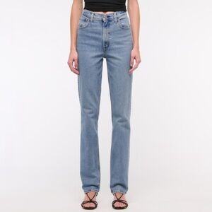 Abercrombie & Fitch The 90s Slim Straight Ultra High Rise Jeans